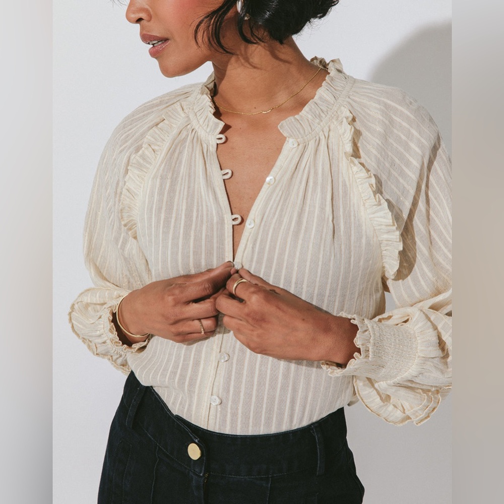 Cleobella Ari Blouse in Ivory with Gold sparkle Size S